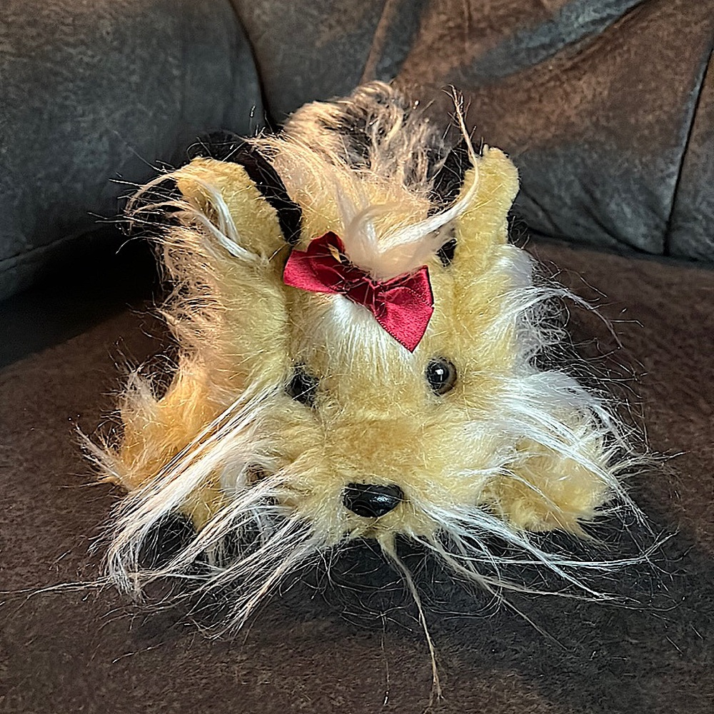 Toys R Us Animal Alley Yorkshire Terrier